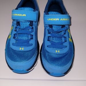 Boys 12K Underarmour Shoes